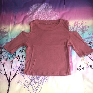 CHARLOTTE RUSSE cropped cold shoulder top